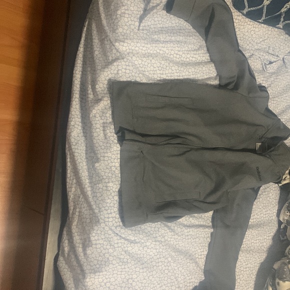 Adidas top - Picture 2 of 2